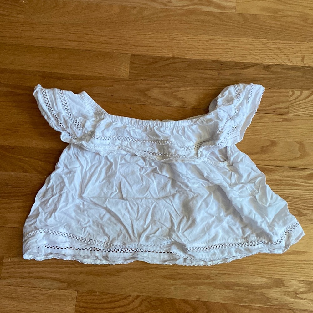 Flowy Aritzia Top